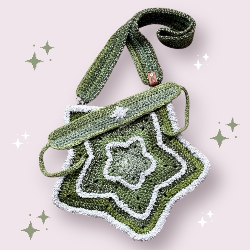 Green crochet star bag